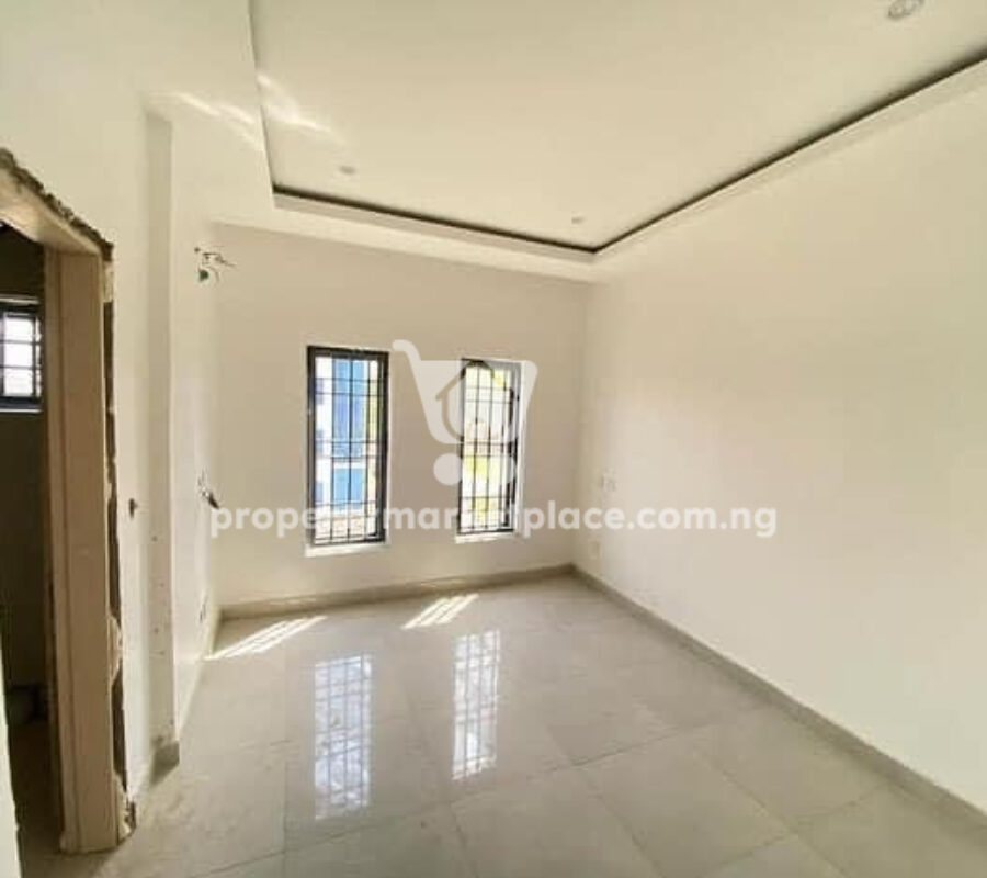 Luxurious 3 bedroom flat with Bq