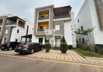 Massive & tastefully finished 5 bedroom detached duplex