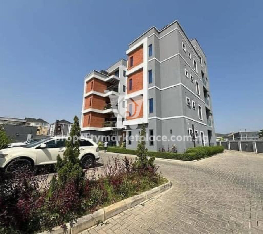 Spacious and nicely finished 2 bedroom flat