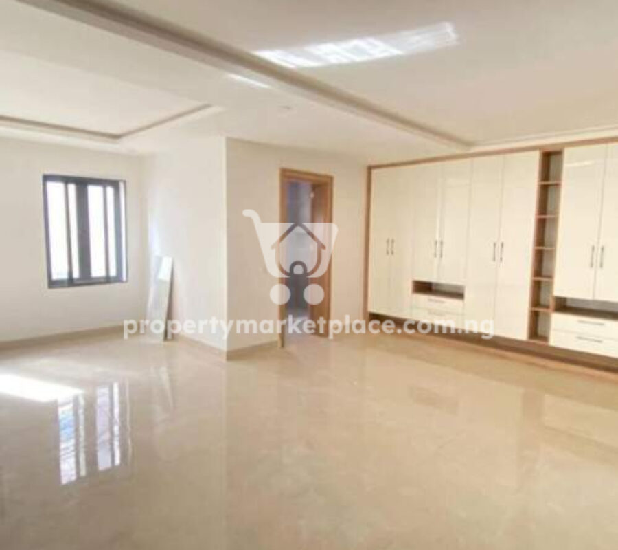 Luxurious & superbly finished 4 bedroom terrace duplex + Bq