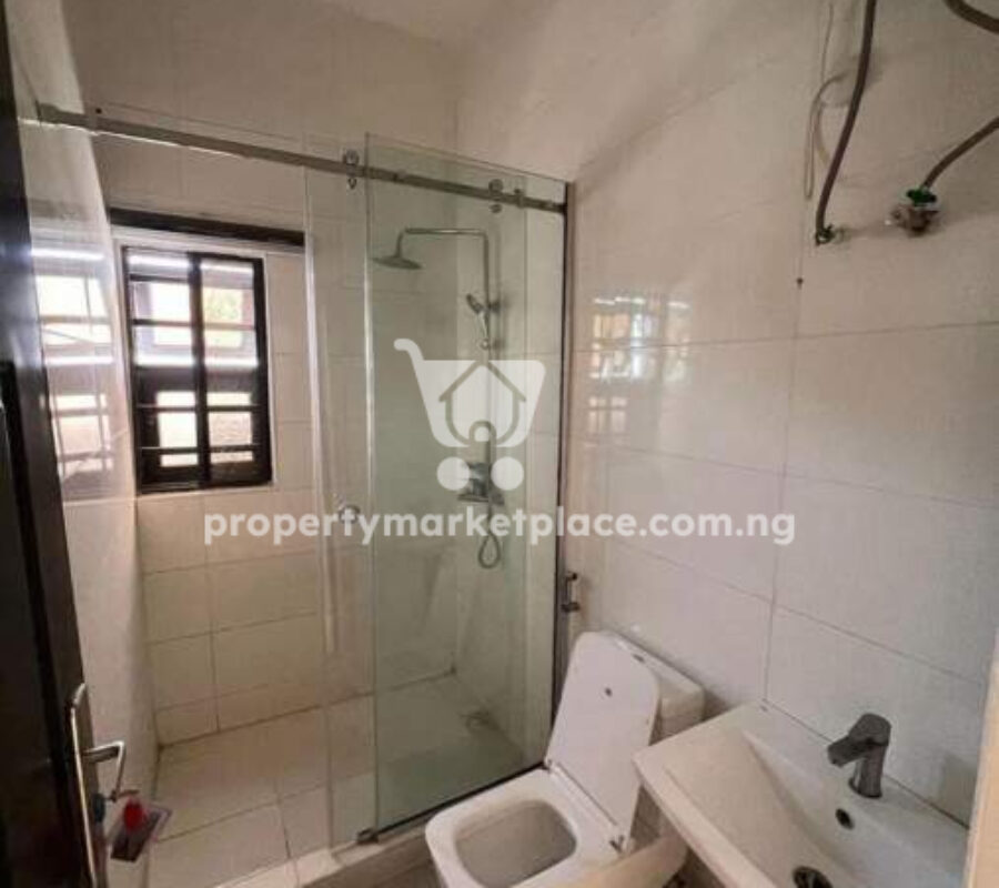 Solidly built & luxurious 4 bedroom terrace duplex with Bq
