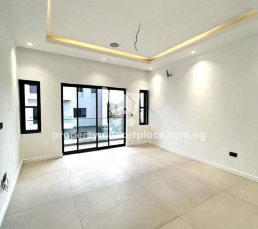 Lavishly finished 7 bedroom automated duplex