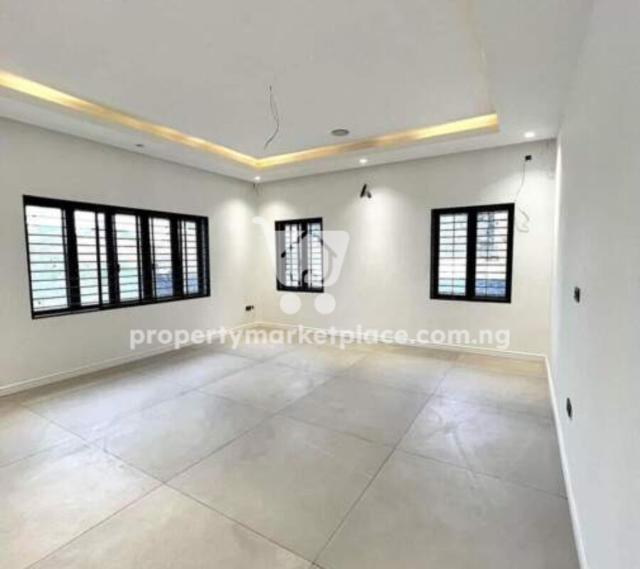 Lavishly finished 7 bedroom automated duplex