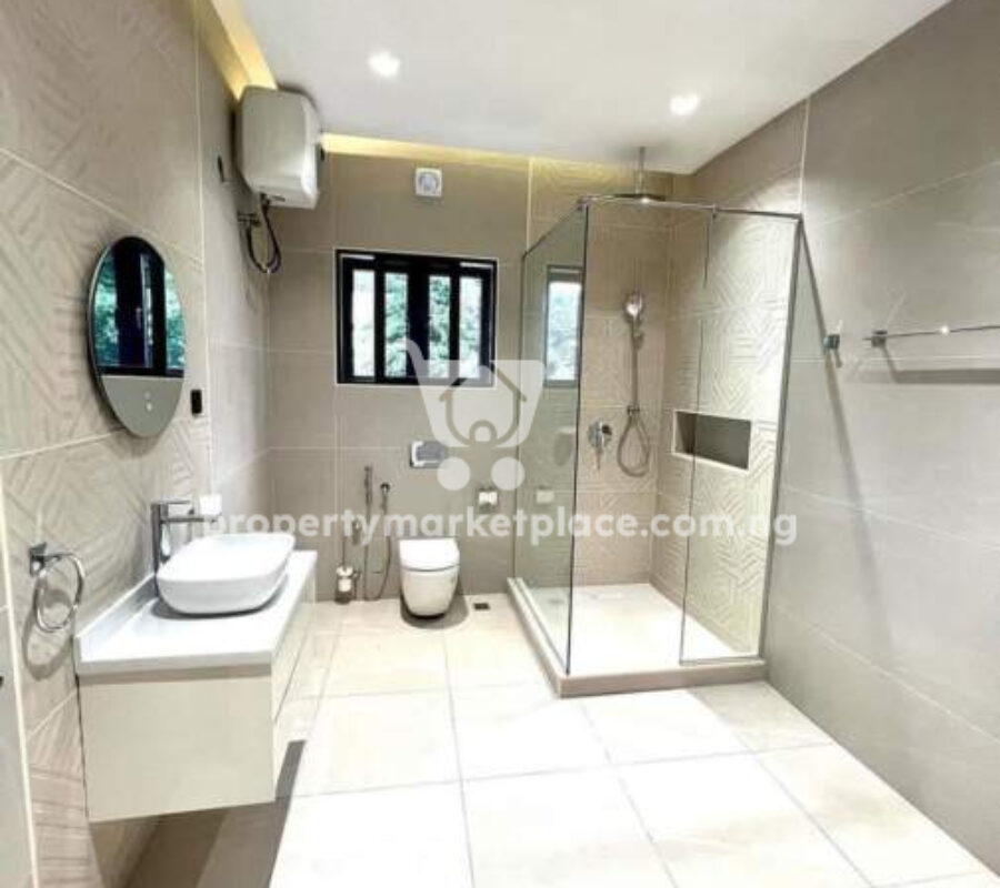 Lavishly finished 7 bedroom automated duplex