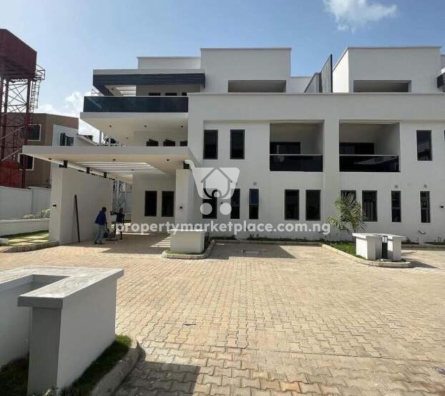 Superbly built 5 bedroom semi detached duplex with Bq