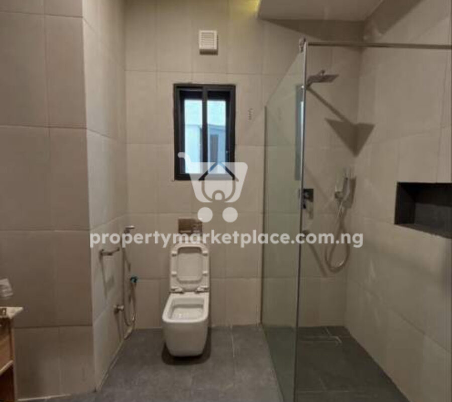 Tastefully finished smart 4 bedroom terrace duplex with Bq