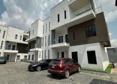 Newly built 6 bedroom semi detached duplex with Bq