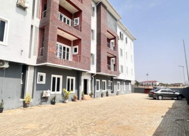 Solidly built & luxurious 3 bedroom flat