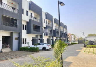 Luxurious & spacious 4 bedroom terrace duplex with Bq
