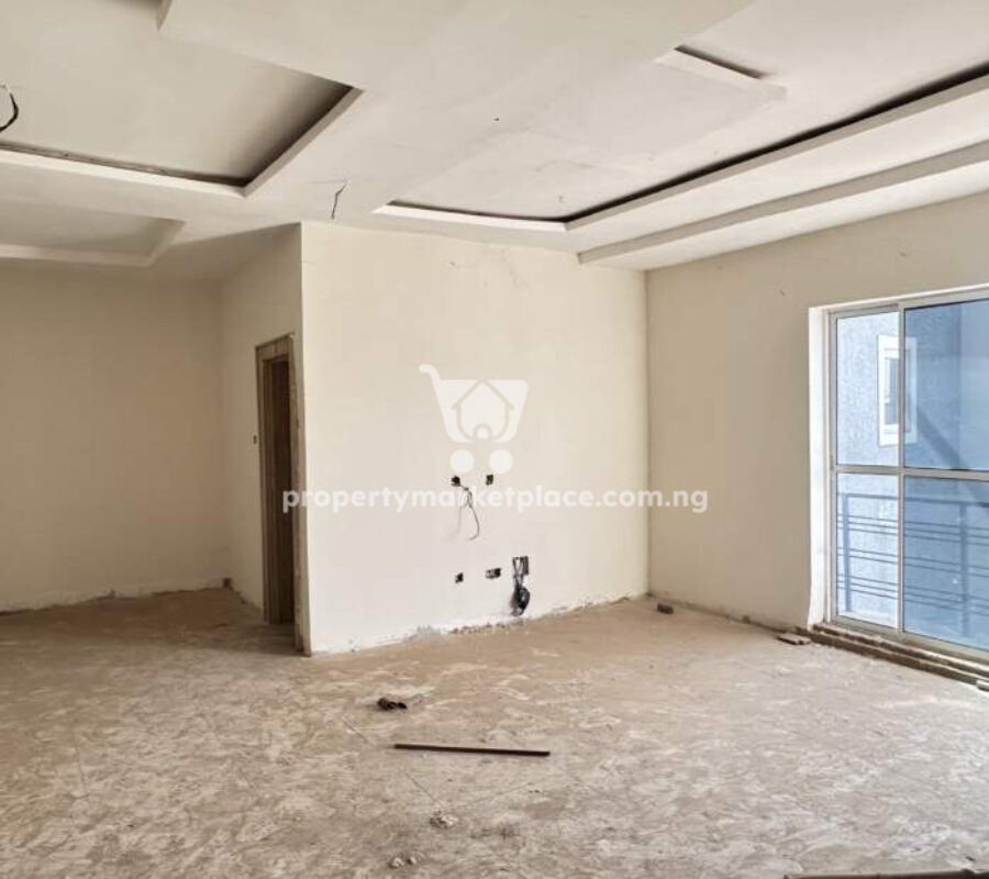 Luxurious 4 bedroom terrace duplex and a room Bq