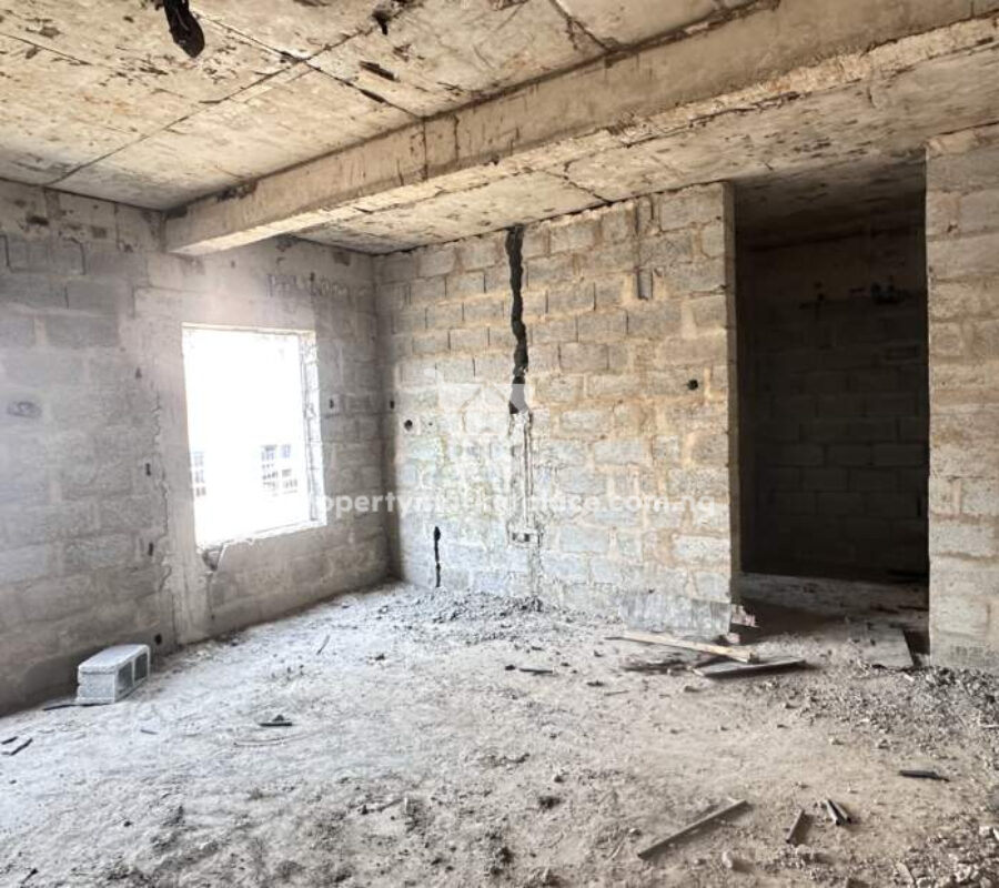 Modern 4 bedroom terrace duplex with Bq