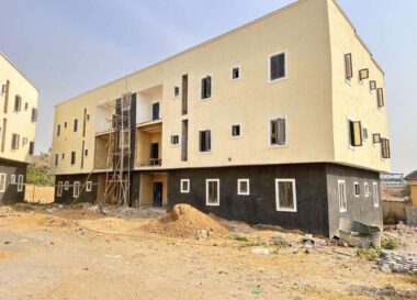 Massive 3 bedroom flat with Bq