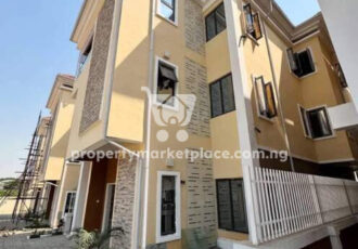 Superbly finished 4 bedroom detached duplex with Bq