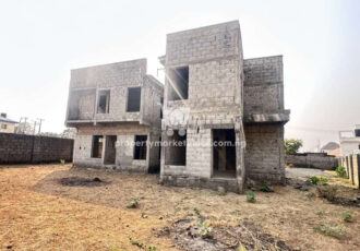 Solidly built 2 bedroom terrace duplex