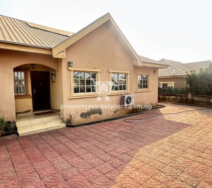 Luxurious 2 bedroom semi detached bungalow in a secured esta