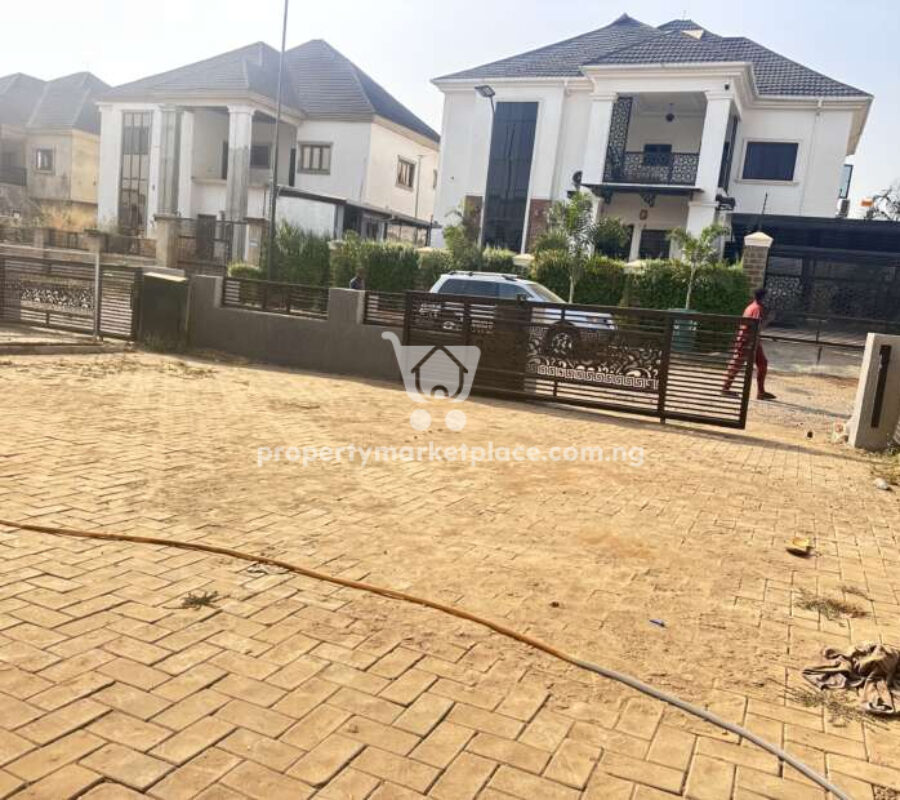 4 bedroom terrace duplex with Bq and a private compound
