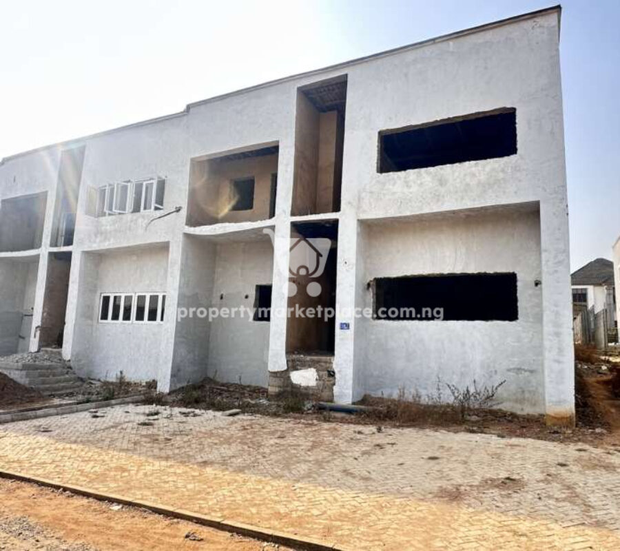 4 bedroom terrace duplex with Bq (carcass)