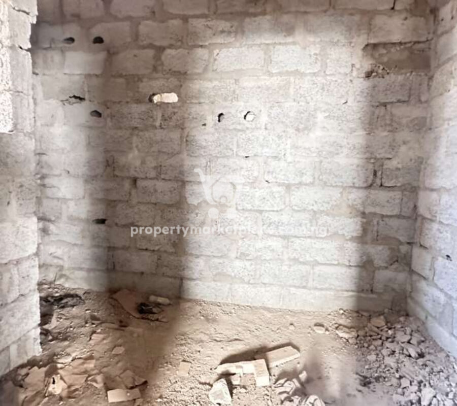 4 bedroom terrace duplex with Bq (carcass)