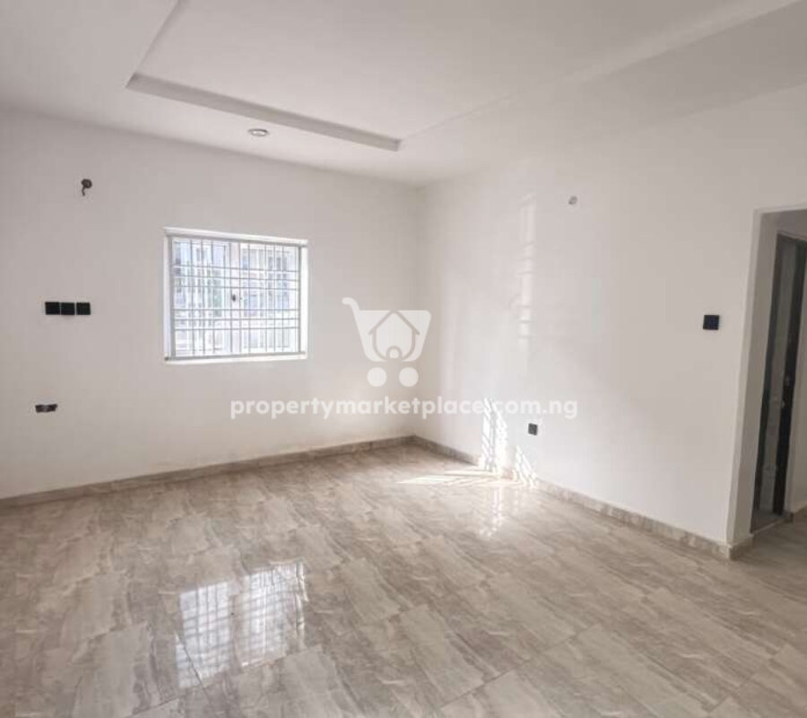 Luxury 3 bedroom flat