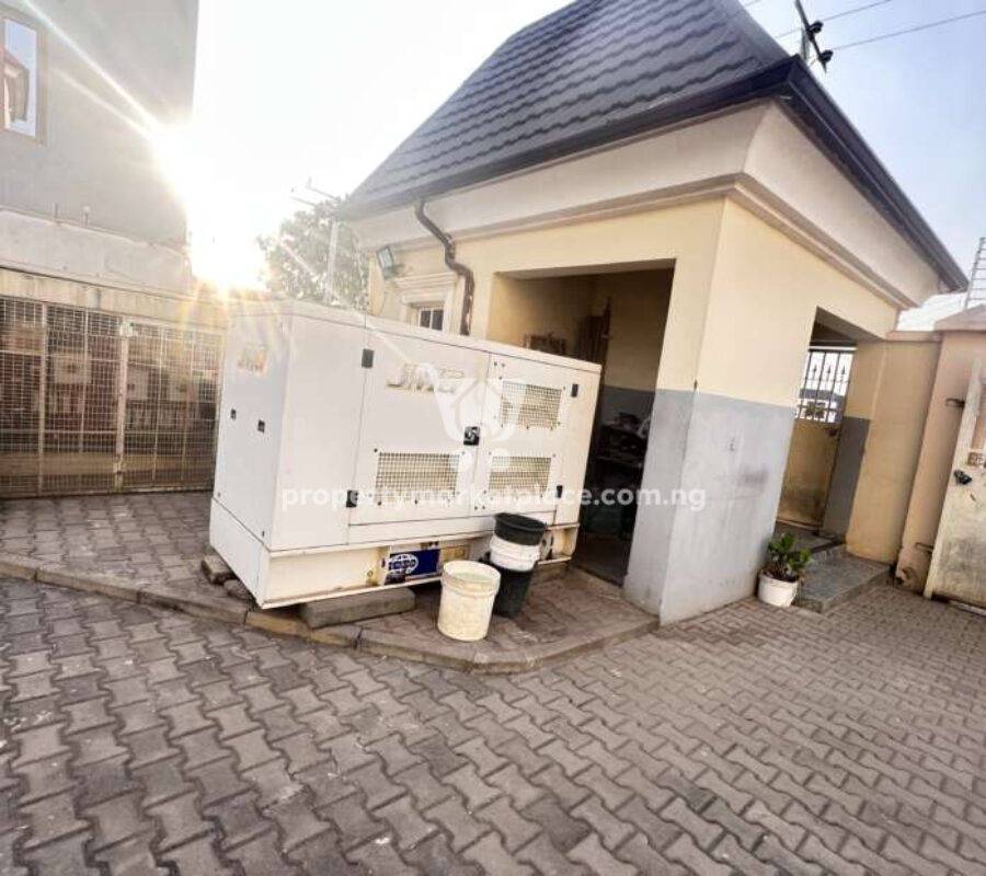 Solidly built & luxurious 6 units of 3 bedroom flats