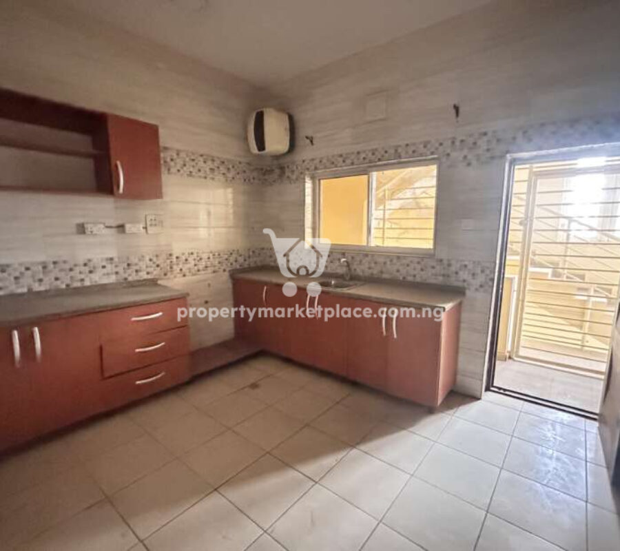 Solidly built & luxurious 6 units of 3 bedroom flats