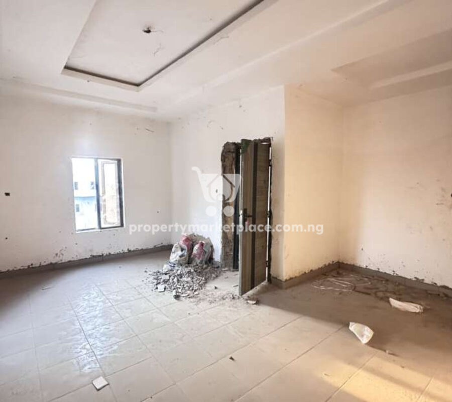 Massive 3 bedroom flat with Bq