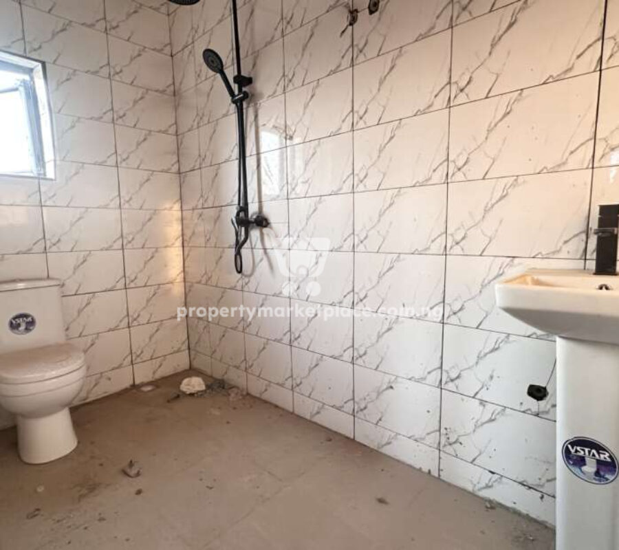Massive 3 bedroom flat with Bq