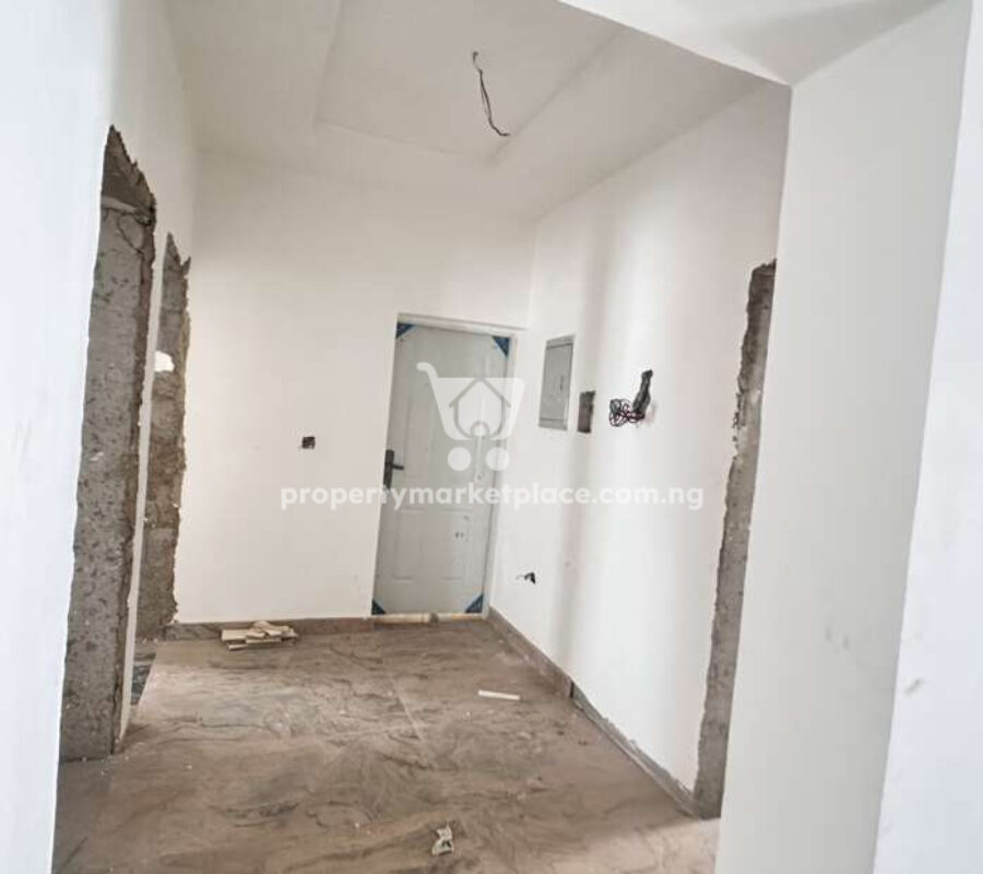 Luxurious 3 bedroom flat in a nice area