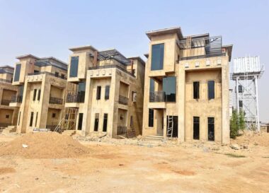 Luxurious 4 bedroom detached duplex with Bq