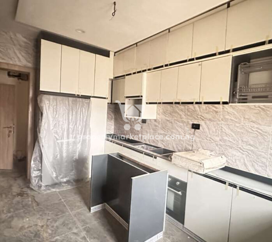 Luxurious 4 bedroom detached duplex with Bq