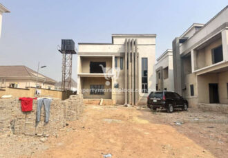 Massive 4 bedroom detached duplex with Bq (semi-finished)
