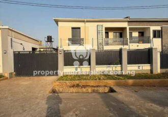 Exquisite 5 bedroom semi-detached duplex with 2 rooms Bq