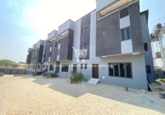 4 bedroom terrace duplex with Bq