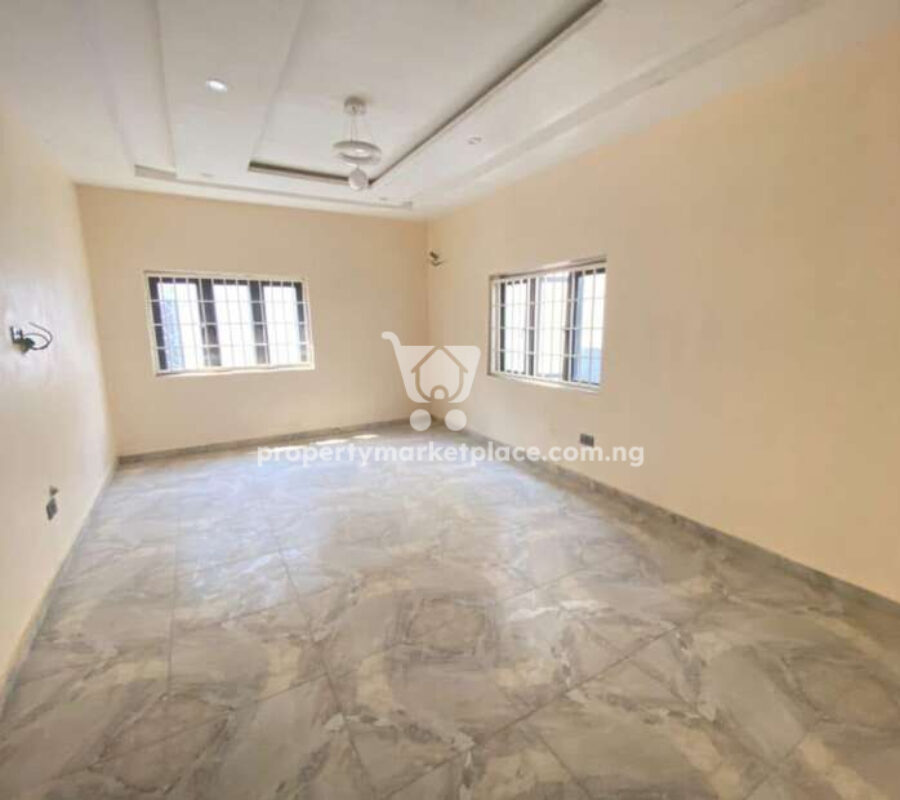 4 bedroom terrace duplex with Bq