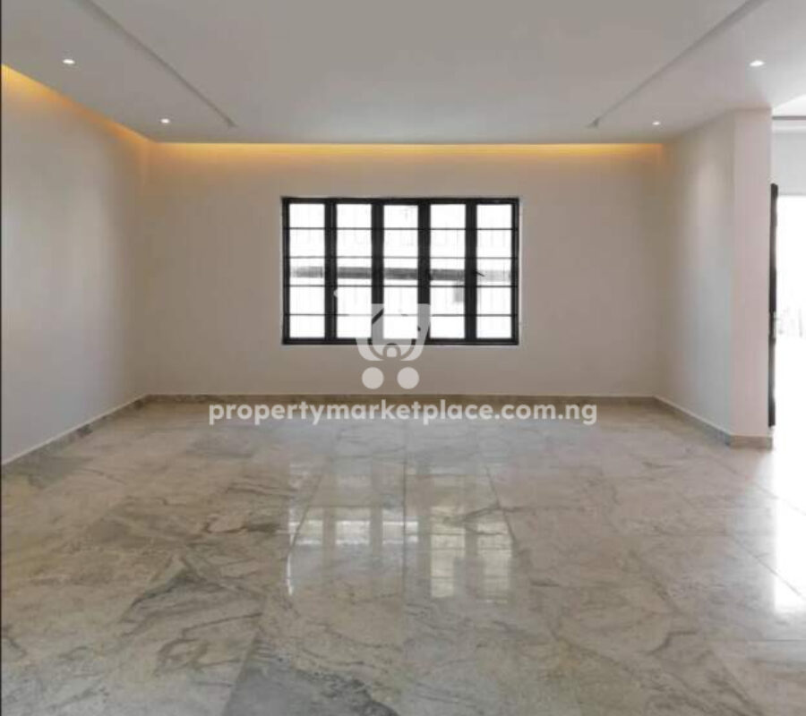 Superbly finished 5 bedroom detached duplex with Bq
