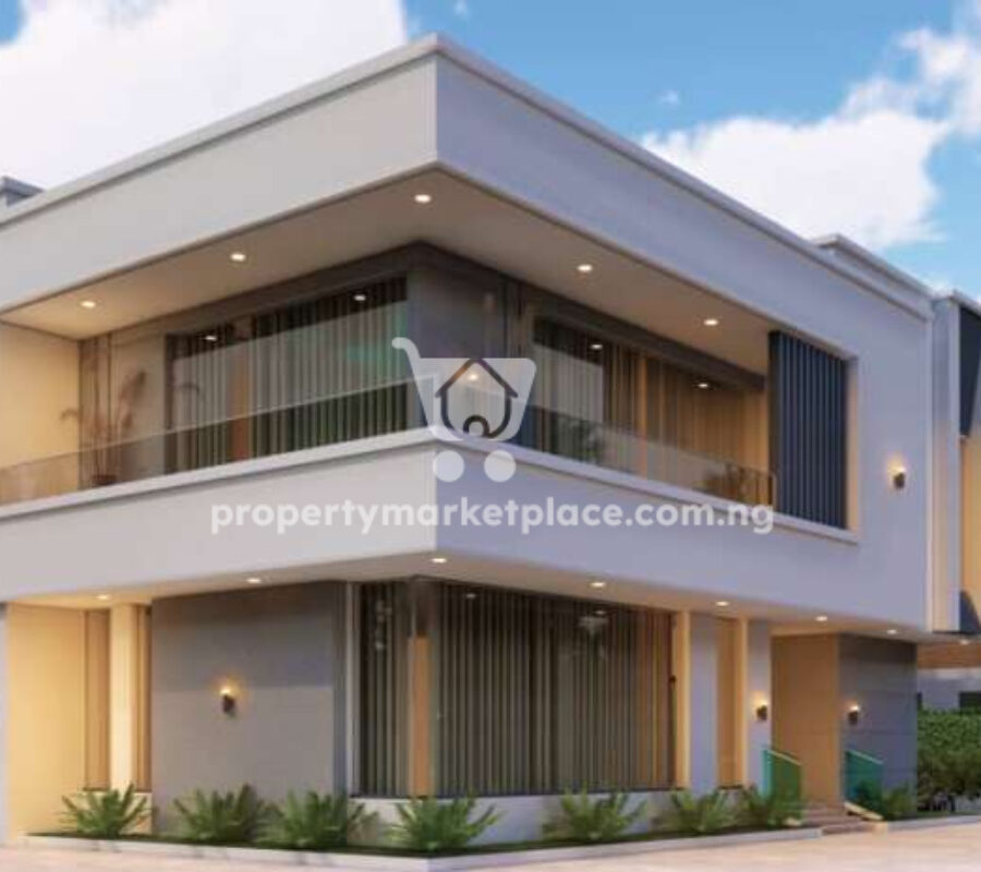 Fully detached 5 bedroom detached duplex in a secure estate