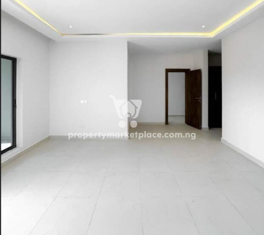 Superbly finished 5 bedroom detached duplex with Bq