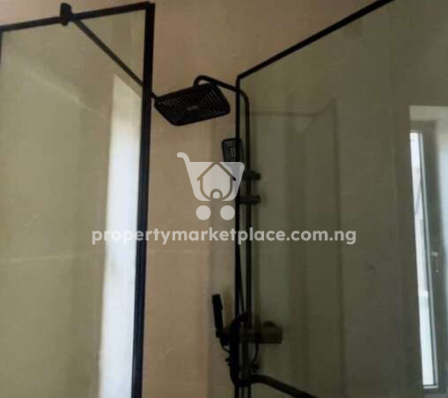 Newly built 6 bedroom semi detached duplex with Bq