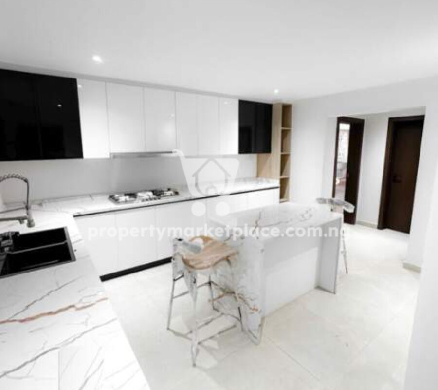 Exquisitely furnished 5 bedroom detached duplex with Bq