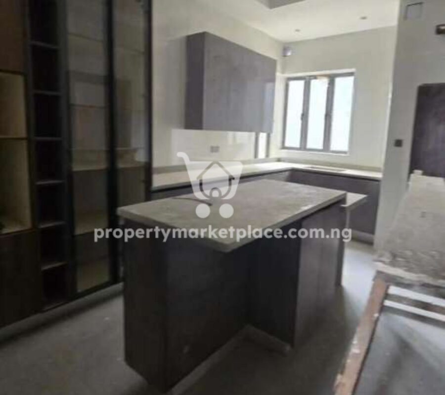 Newly built 6 bedroom semi detached duplex with Bq