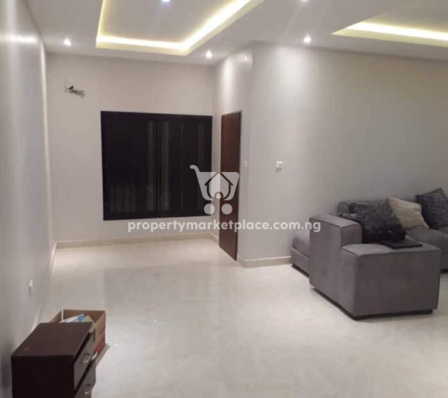 Superbly furnished 5 bedroom semi detached duplex with Bq