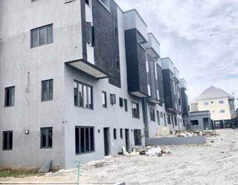 5 bedroom terrace duplex with a room boy’s quarters