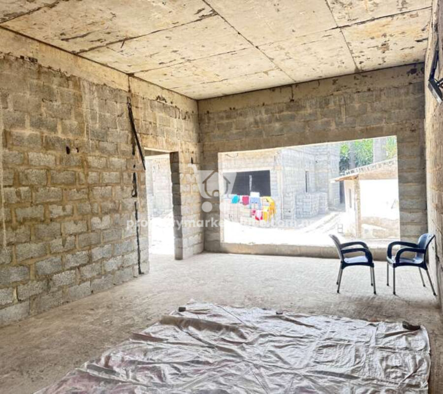 6 bedroom terraced duplex with Bq