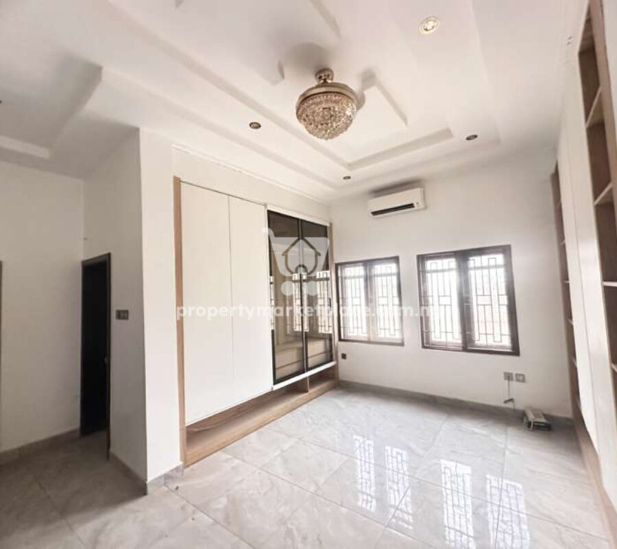 8 units of serviced 2 bedroom apartments in a nice area