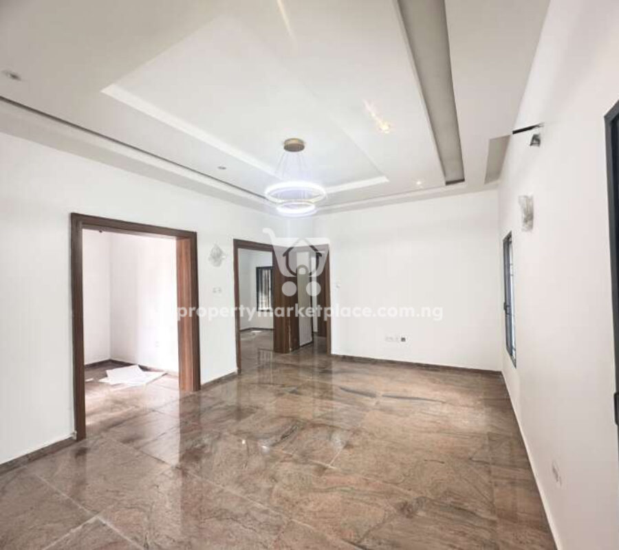 Superb 4 bedroom terrace duplex with Bq