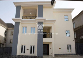 6 bedroom detached duplex & Bq with swimming pool