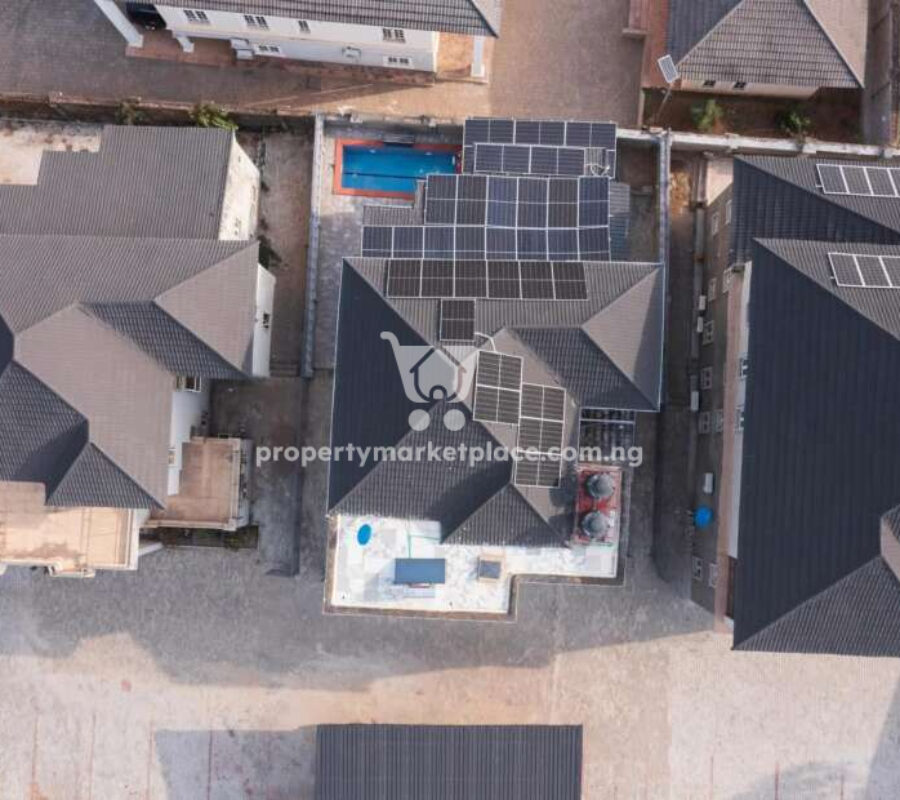 6 bedroom detached duplex & Bq with swimming pool