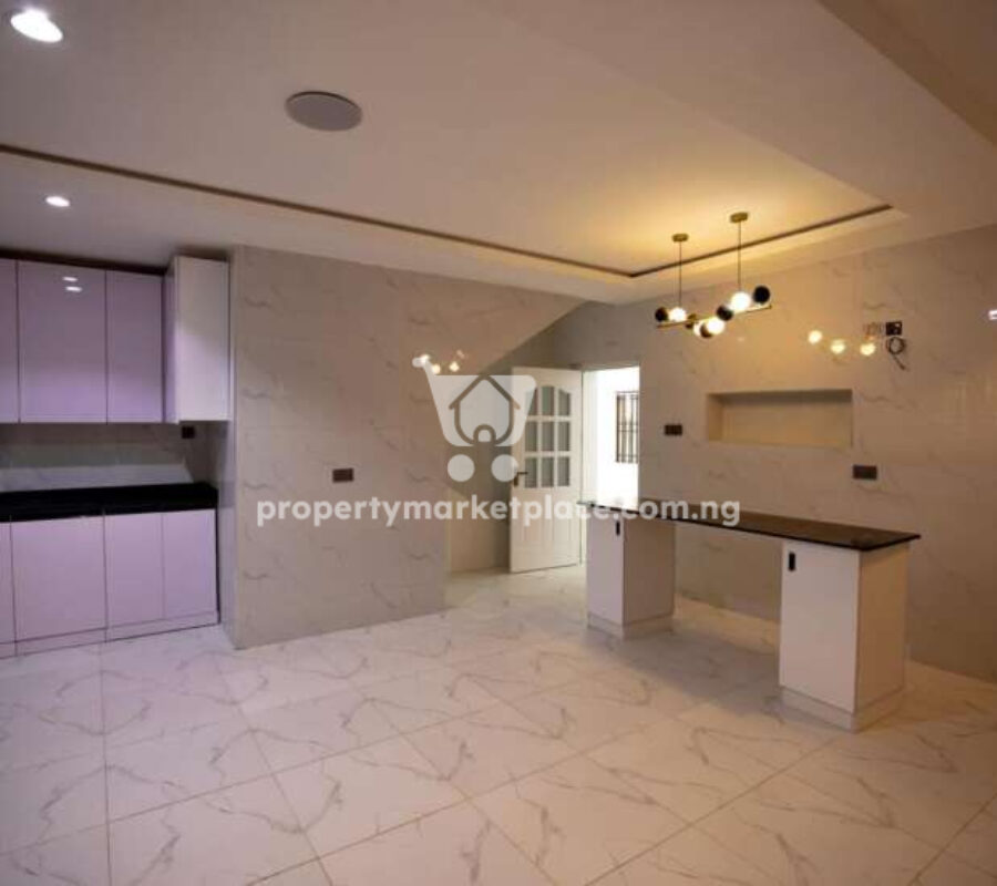 6 bedroom detached duplex & Bq with swimming pool