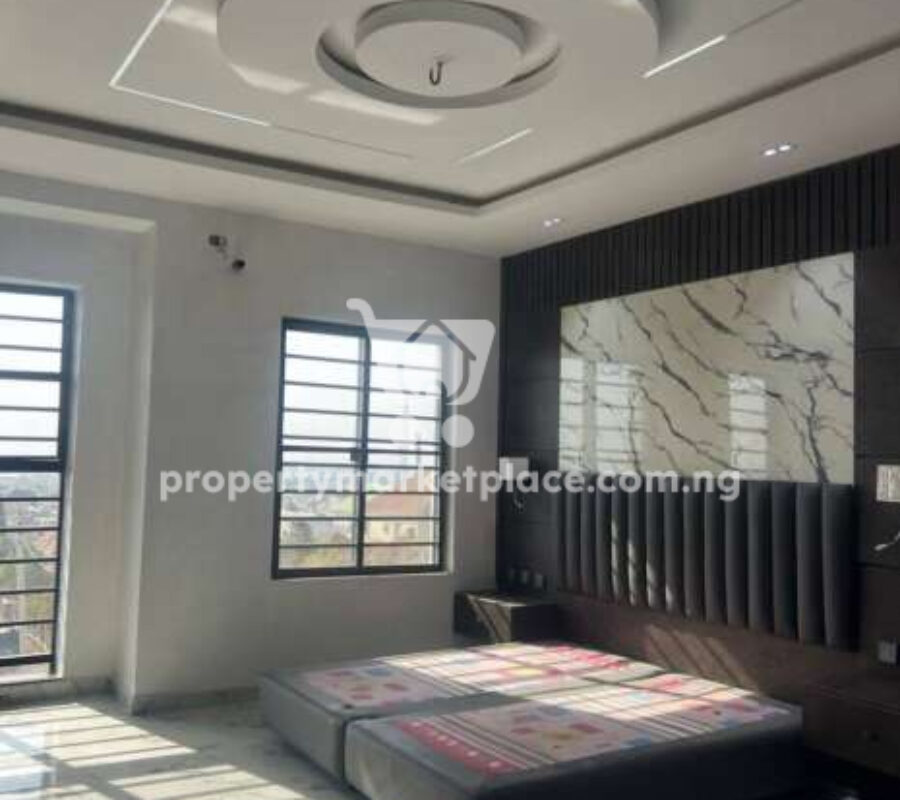 5 bedroom detached duplex with Bq and swimming pool