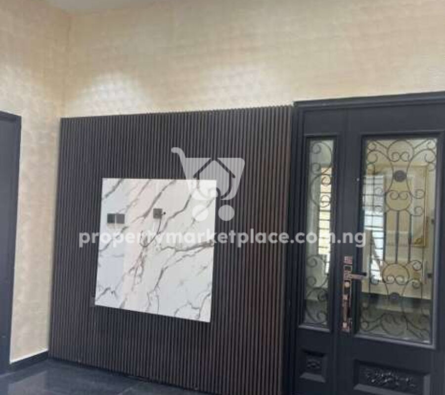5 bedroom detached duplex with Bq and swimming pool